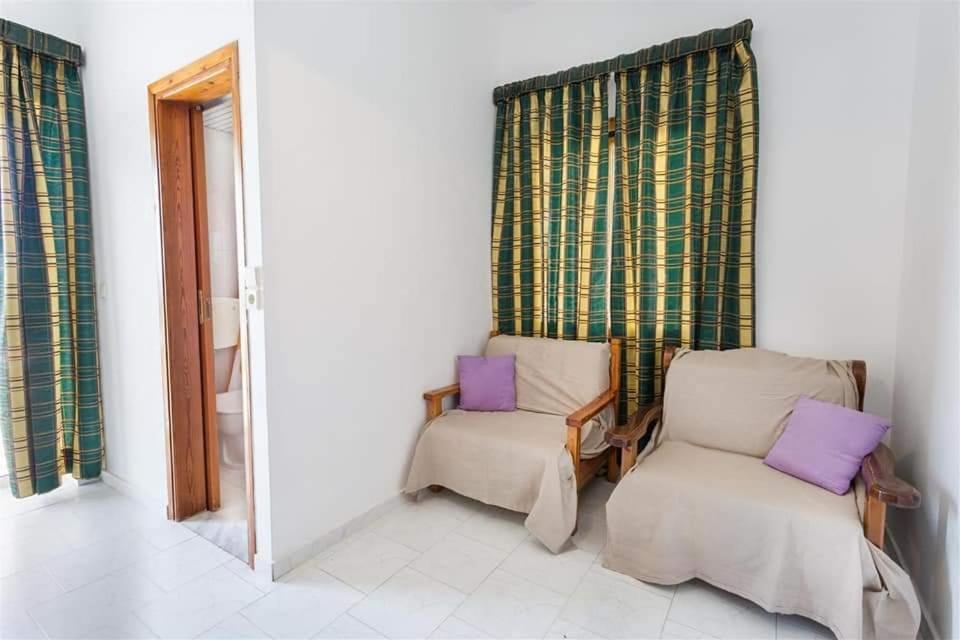 Michalis Litinas Apartments Agia Marina Exteriör bild